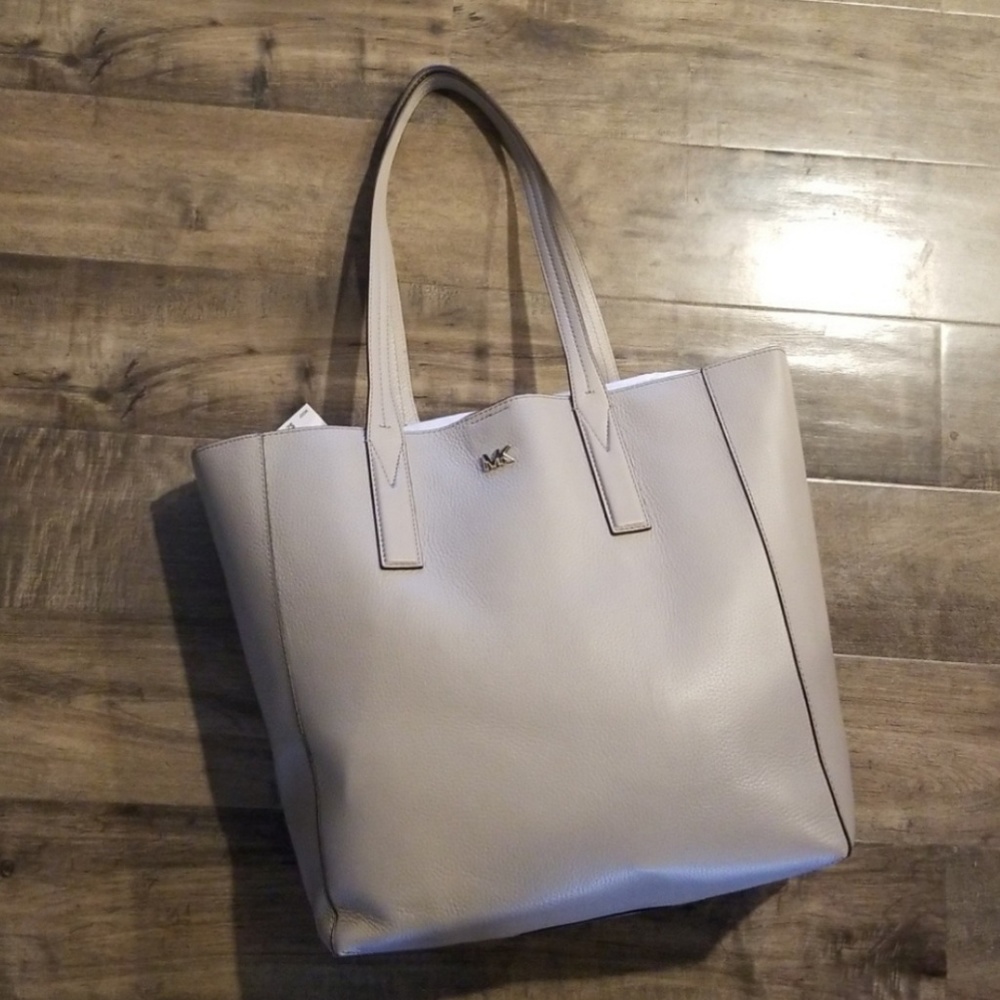 Michael Kors Tote